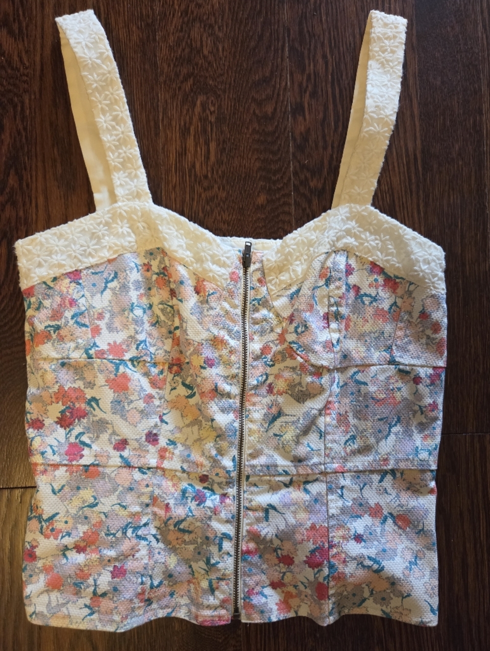 I <3 Ronson Floral Textured Zip-Front Top in Cream w/multicolor Floral Print Sz4
